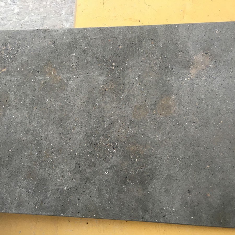 Gris Catalan Limestone Tile